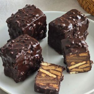 kek batik magnum